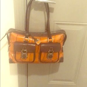Dooney & Bourke orange leather crocodile embossed